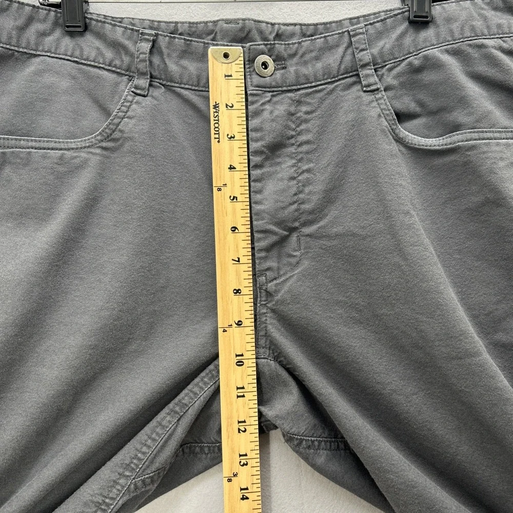 The North Face Motion Pants Men 38x30 Gray Stretch Standard Fit Articulated Knee